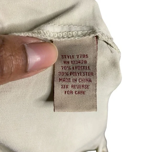 NWT Khakis & CO Women's Lightly Tan Capris Pant - Picture 6 of 11